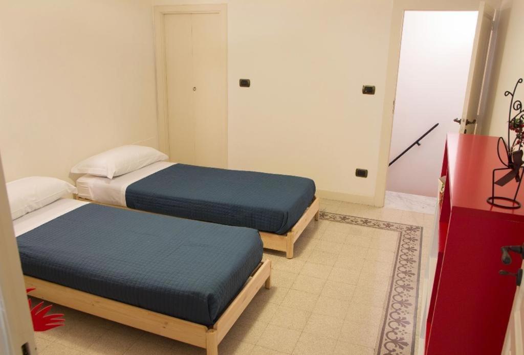 Casa Vacanze L'Altra Diaz Syracuse Екстер'єр фото