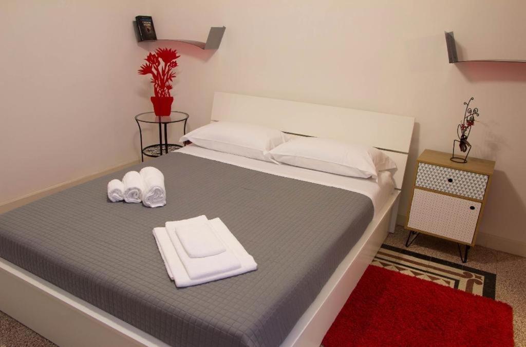 Casa Vacanze L'Altra Diaz Syracuse Екстер'єр фото