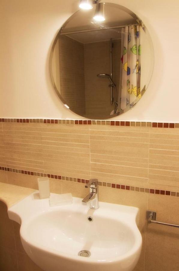 Casa Vacanze L'Altra Diaz Syracuse Екстер'єр фото